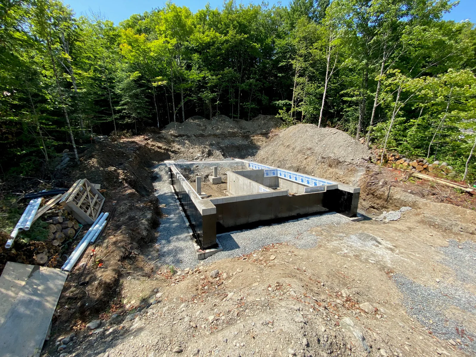 Chalet : excavation et semelles